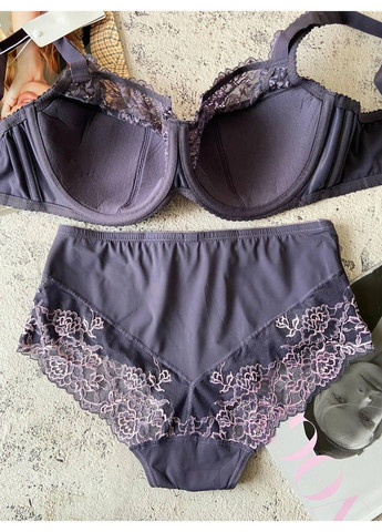Бузковий фіолетовий жіночий великий комплект спідньої білизни Lanny Mode