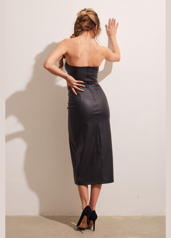 Чорна вечірня сукня корсет міді з еко шкіри з розрізом силуетна itelle однотонна