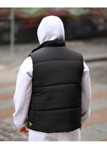 Демисезонная мужская жилетка черная Stone Island (381363745)