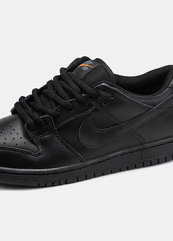Черные демисезонные мужские и женские кроссовки nike sb dunk low total black leather | найк сб данк черные No Brand
