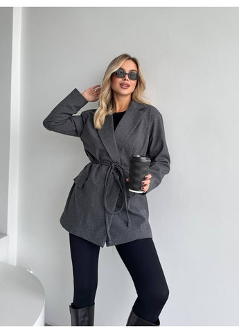 Серый женский женский пиджак с плечиками серого цвета 35222 No Brand однотонный - демисезонный