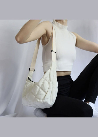 Молочна м'яка сумка через плече об’ємна велика крос-боді стьобаний стиль вмістовна торба на блискавці базова хобо fairy в ромб No Brand (325489391)