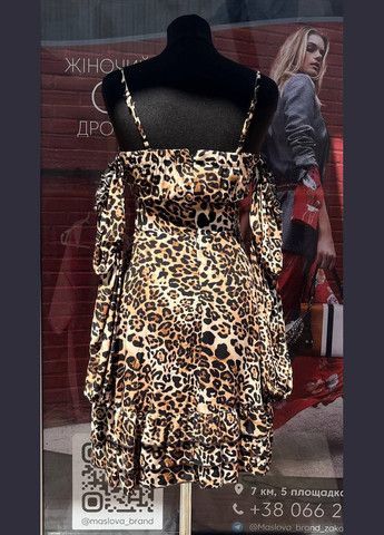 Коричневое романтическое платье в самом трендовом принте этого сезона Soho