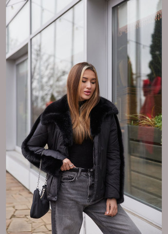 Черная демисезонная куртка MN