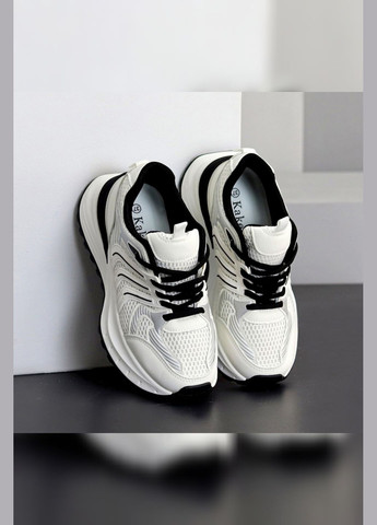 Жіночі білі спортивні весна літо з чорною підошвою для активного відпочинку Viki кросівки білі літо (323958210)