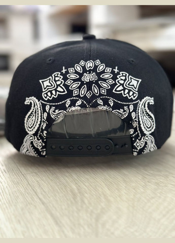 Кепка снепбек (Snapback) с перевернутым крестом Черный 56-61р (9059) No Brand (295377097)