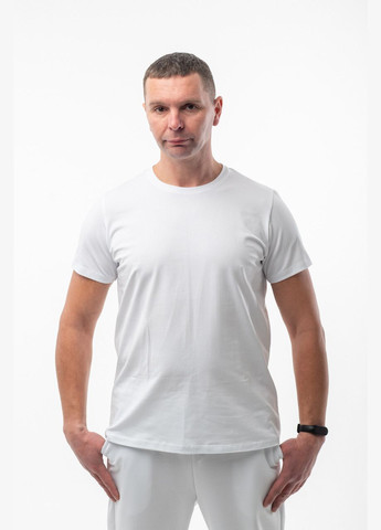 Белая базовая мужская футболка с коротким рукавом V.O.G.