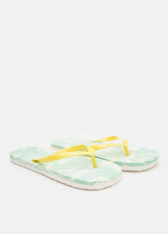 Зеленые кэжуал вьетнамки C&A