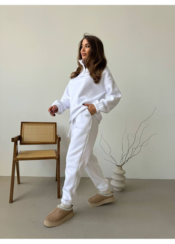 Женский спортивный костюм на флисе No Brand (361447500)