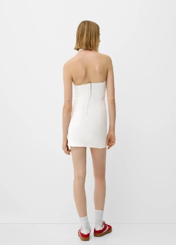 Белое платье Bershka однотонное