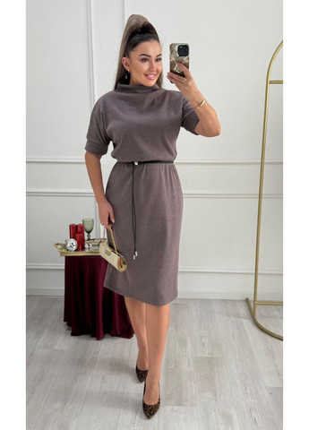 Лавандова кежуал жіноча сукня гольф довжини міді з коротким рукавом MonCher