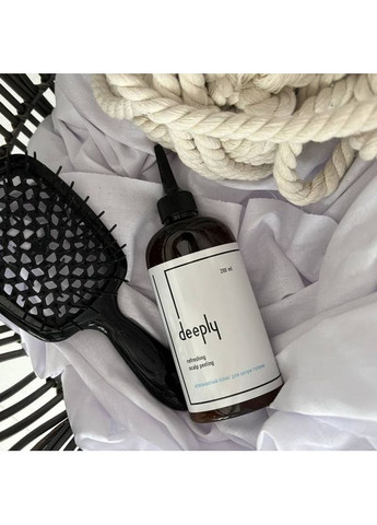 Освіжаючий пілінг для шкіри голови Refreshing Scalp Peeling, 200 мл Deeply (365842277)