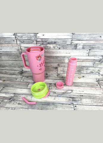 Велика кружка з ручкою та трубочкою + спортивна пляшка з трубочкою + пляшка з кришкою набір 3 в 1 рожеве з написами No Brand 3919 (314497206)