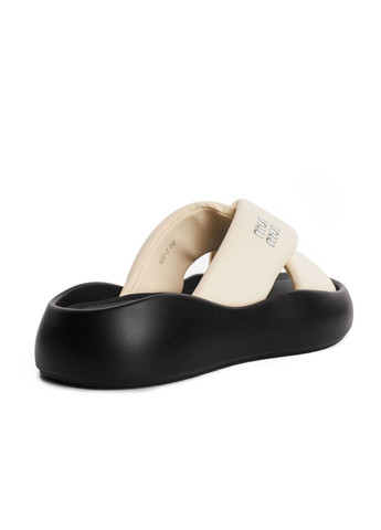 Молочные шлепанцы на платформе 4705 ALLSY