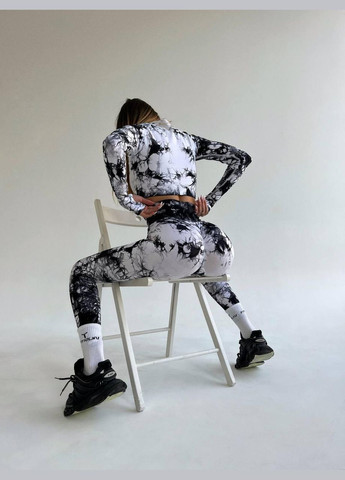 Спортивний костюм з мармуровим принтом (рашгард та легінси) чорно-білого кольору, розмір S Trends (330756798)