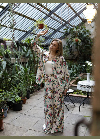 Элегантный женский костюм двойка свободного кроя Avanti (334676824)