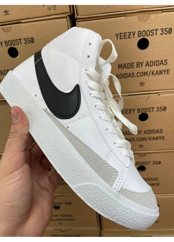 КРОСІВКИ ЖІНОЧІ NIKE BLAZER HIGH BLACK WHITE V2 НАЙК БЛЕЙЗЕР No Brand чорні демісезони (367168506)
