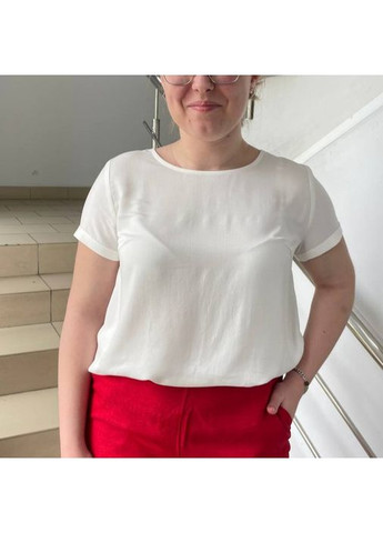 Белая женская футболка штапель 44 белая Nita