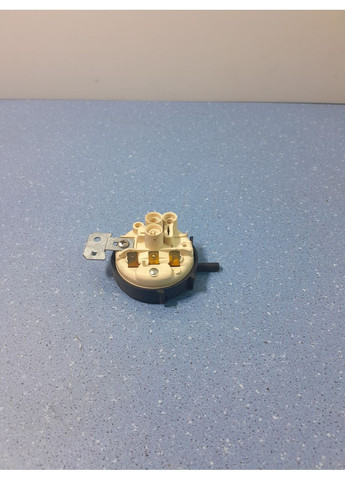 Пресостат для пральної машини AL1056 CTX R 761230 ARISTON (361863321)