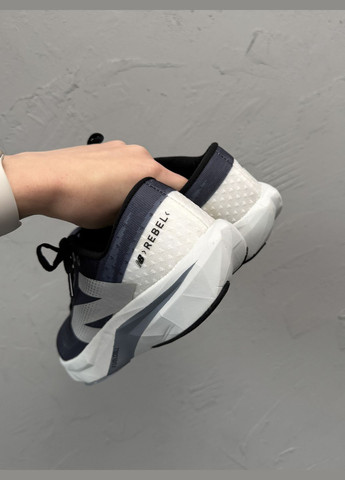 Синій Осінні кросівки чоловічі new balance fuelcell rebel v4 graphite grey white | нью беланс фьюлцел ребел сині No Brand