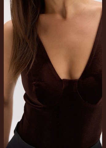 Жіноче оксамитове боді смарагдове без рукавів Arjen (314901665)