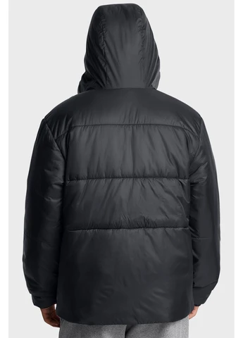 Черная демисезонная куртка lw insulated black 1389182-001 Under Armour
