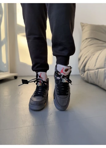 Белые демисезонные кроссовки мужские nike 5 retro muslin найк аир ретро белые No Brand