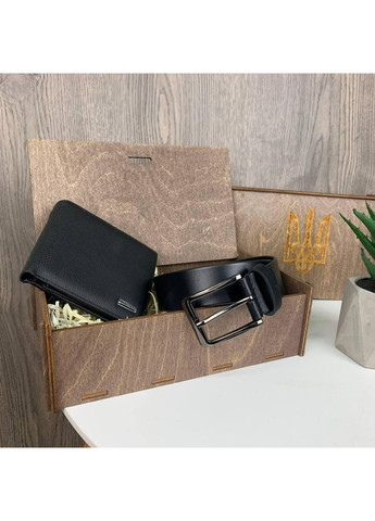 Чоловічий подарунковий набір шкіряний гаманець портмоне і пояс ремінь в чорний коробці. No Brand (351536568)