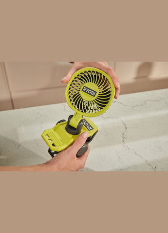 Вентилятор аккумуляторный клипса USB Lithium RCF4-0 4В 3800об·мин вращение 325° поворот 180° 2 скорости 0.29кг без АКБ и ЗП Ryobi (342397730)