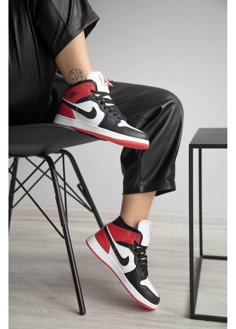 Черные зимние кроссовки мужские nike air jordan 1 retro mid red white black fur найк аир джордан No Brand