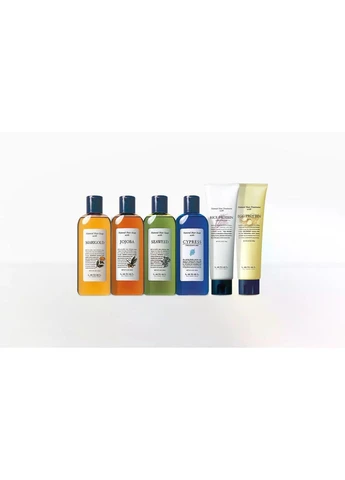 Шампунь для жирної шкіри голови з екстрактом календули Natural Hair Soap with Marigold Shampoo 240 ml Lebel (376153272)