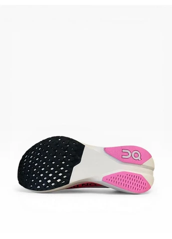 Цветные кроссовки cloudboom strike ls white pink ON