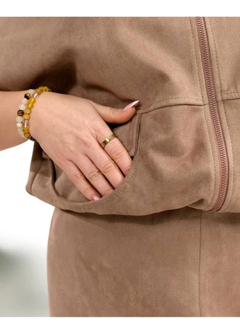 Жіночий костюм жилетка і спідниця Style Point (379644109)