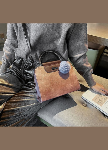 Жіноча міні сумка з хутряним брелоком Рожевий No Brand (298997134)