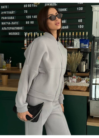 Жіночий спортивний костюм KaraMix (365550308)