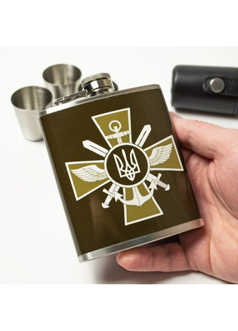 Подарункова фляга "Герб ЗСУ" металева 7 oz з чарками та чохлом для чарок No Brand (365820392)