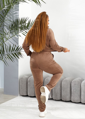 Велюровый костюм со стразами No Brand (313294983)