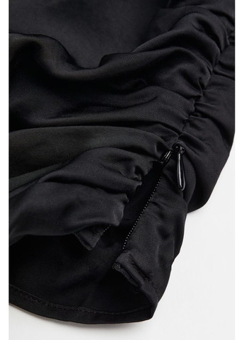 Чёрная атласная блуза H&M