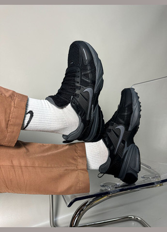 Черные всесезонные кроссовки мужские и женские nike v2k runtekk black | найк в2к рантекк черные No Brand