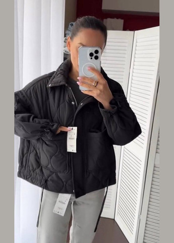 Чорна демісезонна жіноча куртка No Brand