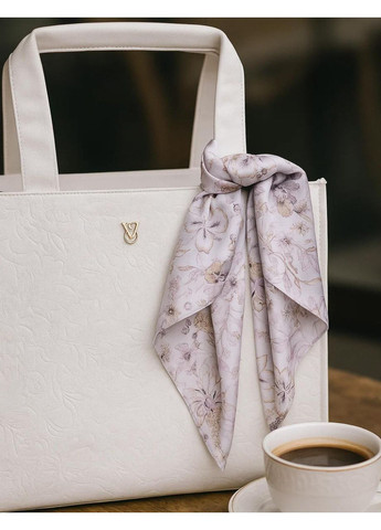 Сумка Victoria’s Secret Floral-Embossed Tote Bag Victoria's Secret (366880222)