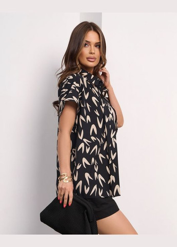 Черная повседневный рубашка с абстрактным узором ISSA PLUS с коротким рукавом