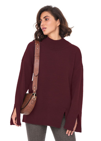 Бордовый женский вязанный свитер с разрезами на рукавах и полке SVTR