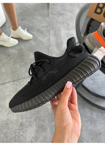 Чорні всесезонні кросівки adidas yeezy 350 black без рефлективу No Brand