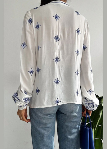 Біла блузка з вишивкою ESQ