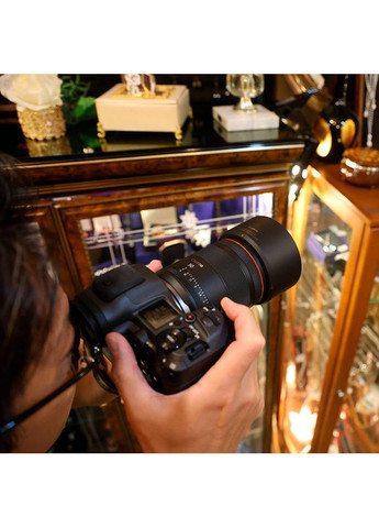 Объектив RF 50mm f/1.4 L VCM (6908C005) Canon (357210818)