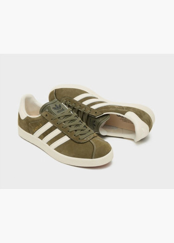 Оливкові кросівки чоловічі originals gazelle olive ig5006 adidas