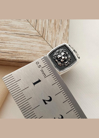 Печать серебряная мужская квадрат с черной эмалью знак зодиака Лев 520-3лев, размер No Brand (316397838)