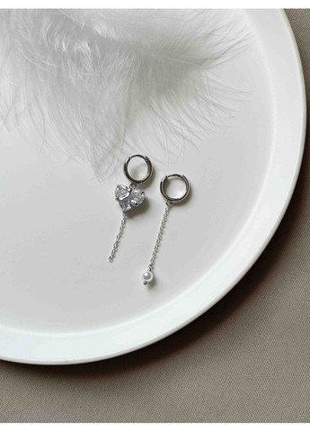 Асиметричні сережки з серцем та ланцюжками 5538 LeBijou (367580729)