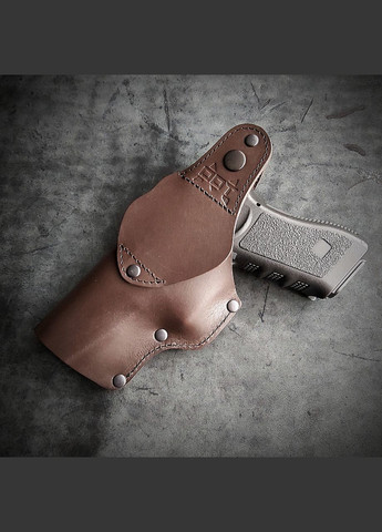Кожаная кобура поясная под GLOCK 17, коричневая с тиснением. No Brand (339621514)